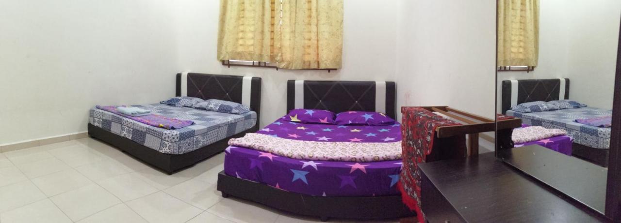 Assyifa Homestay Dungun Bagian luar foto
