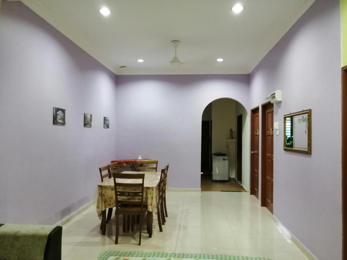 Assyifa Homestay Dungun Bagian luar foto