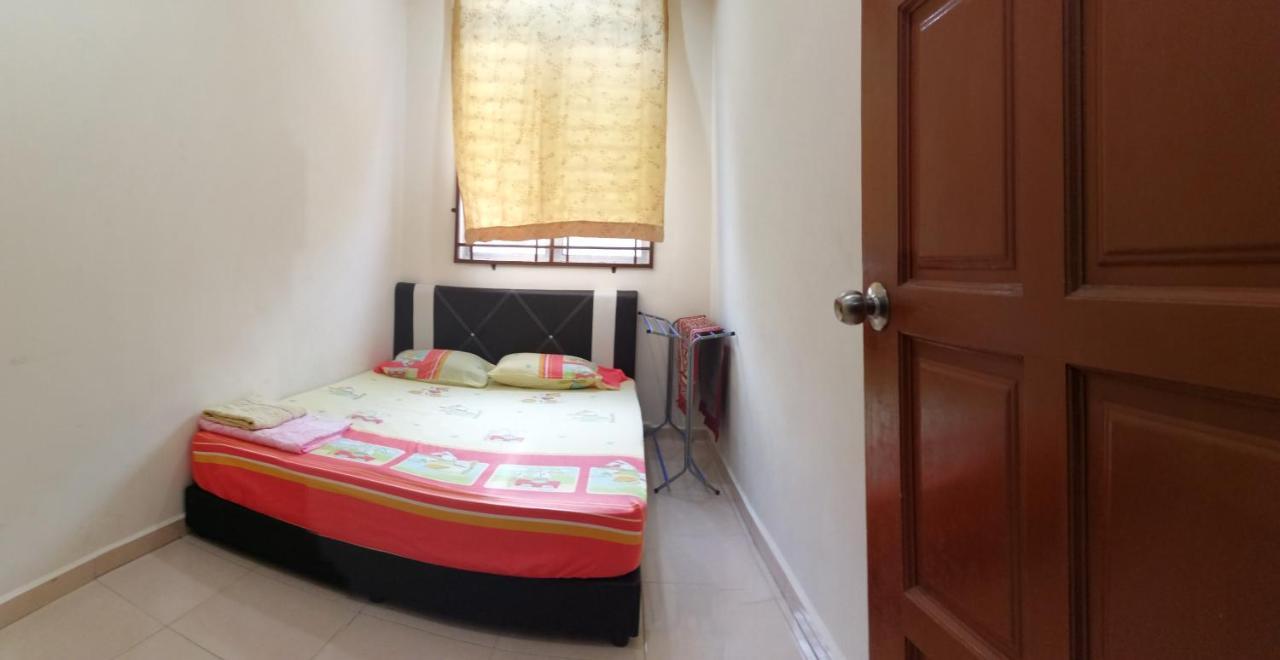 Assyifa Homestay Dungun Bagian luar foto